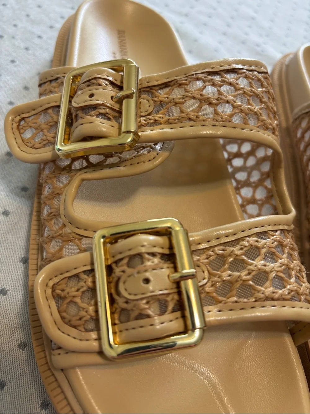 Banana Republic NWOT! Tan Woven Birkenstock Type Slide Sandals Never Worn
